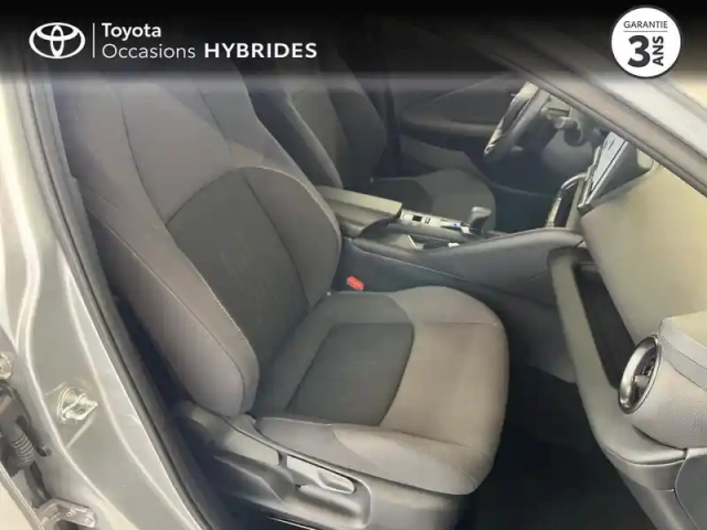 Toyota C-Hr 2.0 hybride rechargeable 225ch design my25 — photo 6