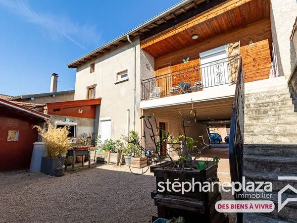 Maison Corcelles En Beaujolais 6 pièce(s) 141 m2