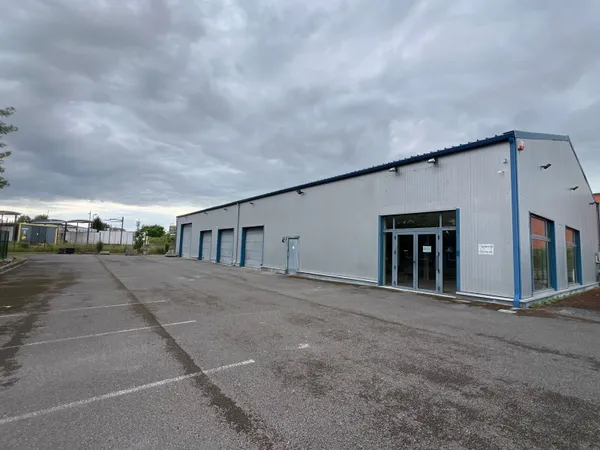 Local commercial 514 m²