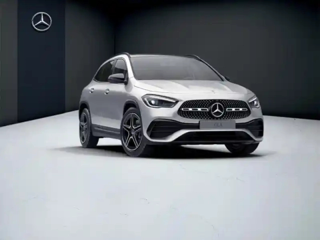 Mercedes Gla 200 d amg line — photo 13
