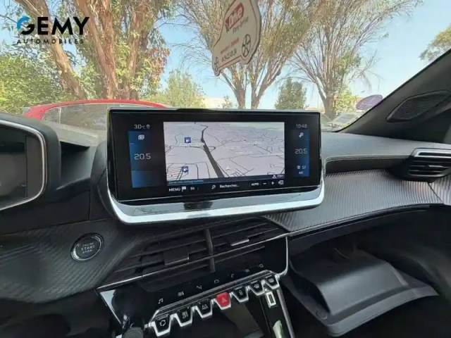 Peugeot 2008 puretech 130 s&amp;s bvm6 — photo 15