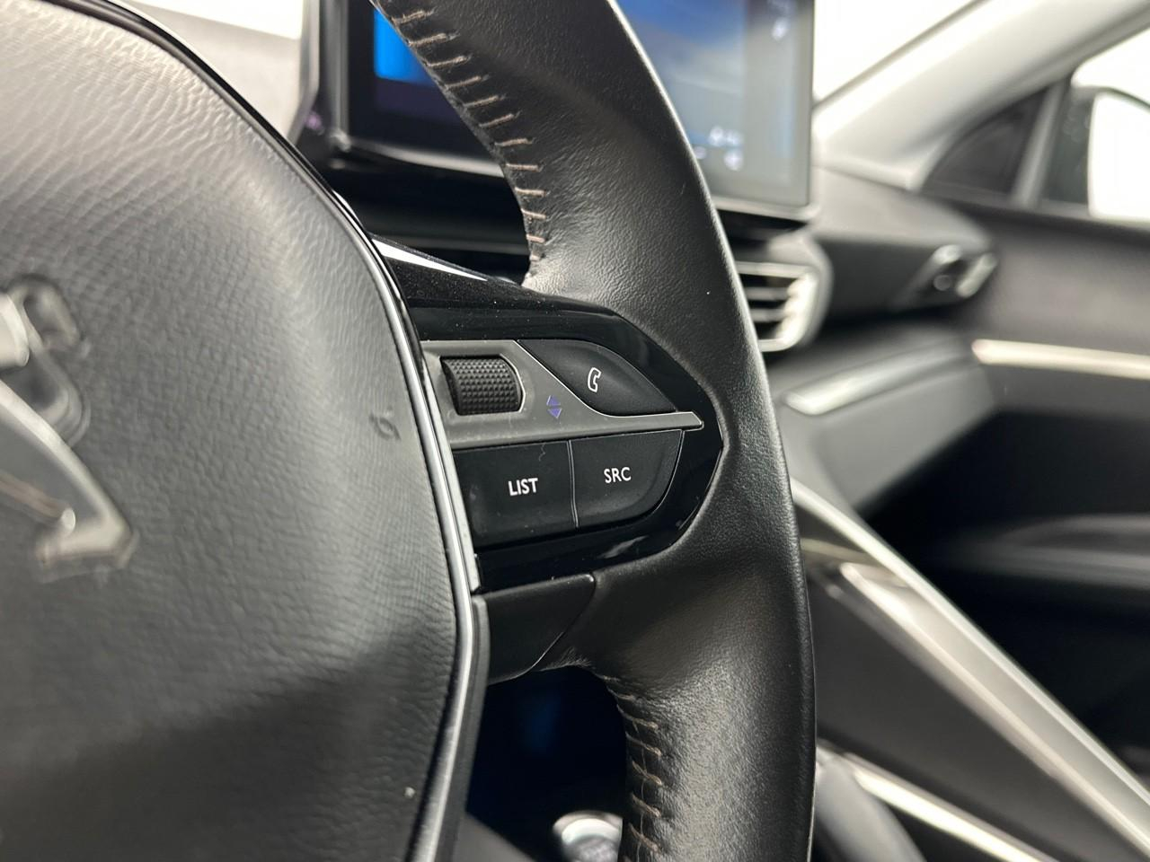 Peugeot 3008 puretech 130ch s&s eat8 allure pack — photo 19