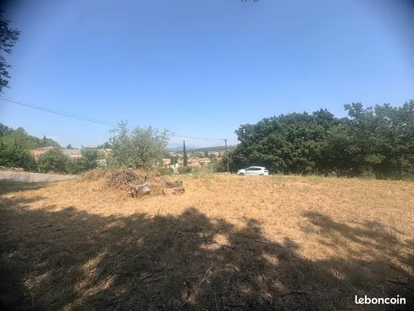 Terrain 907 m² Gardanne