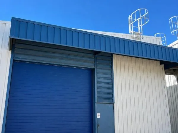 Local bureaux 215 m²