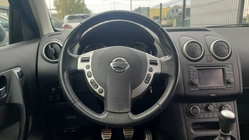 Nissan Qashqai 1.6 dCi 130 - N-Connecta – 2013 – 84139 km – Diesel – Boîte Manuelle — photo 46