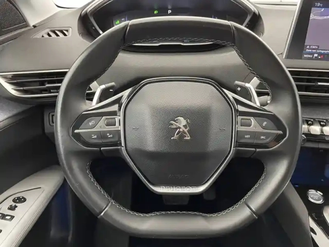 Peugeot 3008 1.2 puretech 130ch s&amp;s eat6 — photo 26