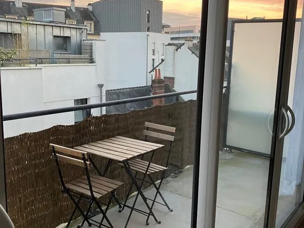 Mail François Mitterrand - T2 meublé de 56 m² avec terrasse et parking