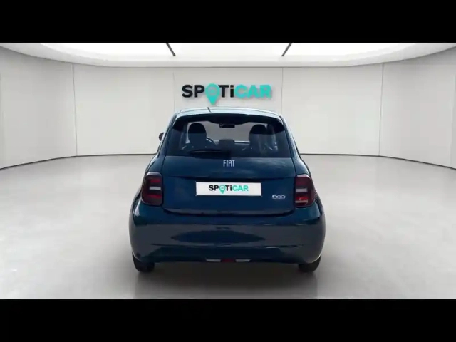 Fiat 500 e 95ch action — photo 4
