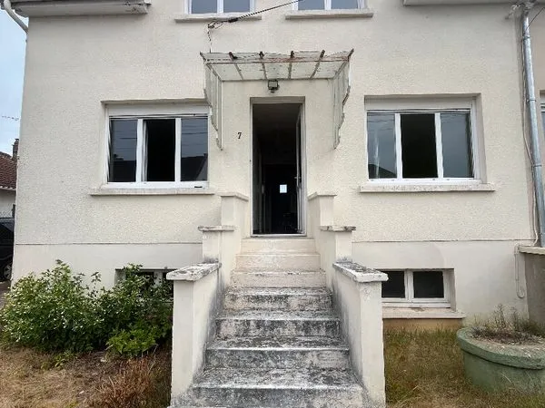 Maison 8 pièces 110 m²