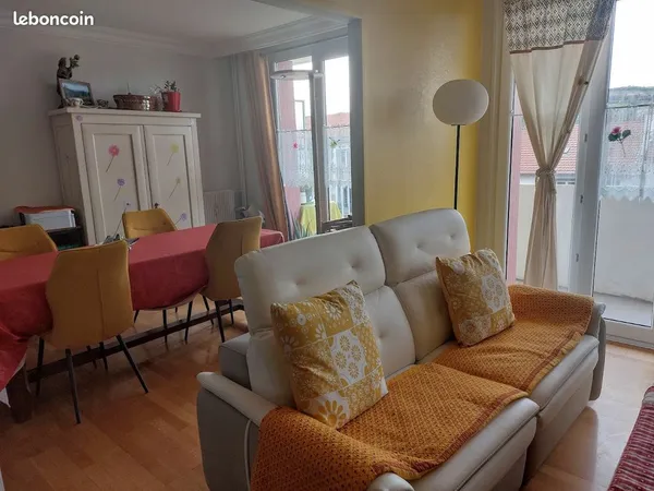 Vente appartement avec vue sur puits couriot et ville