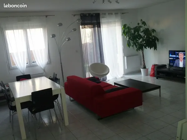 Maison F4 à Changé