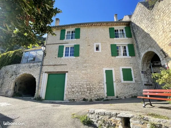 Maison de village 6 pièces 100 m²