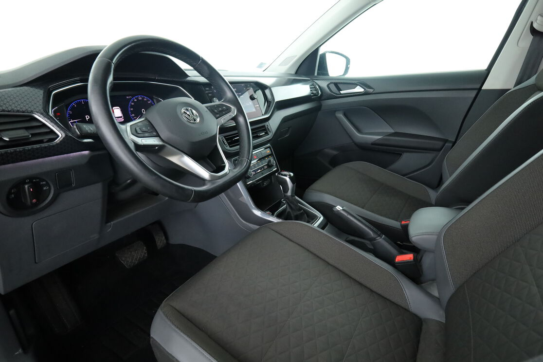 Volkswagen T-Cross 1.0 TSI Carat DSG — photo 10