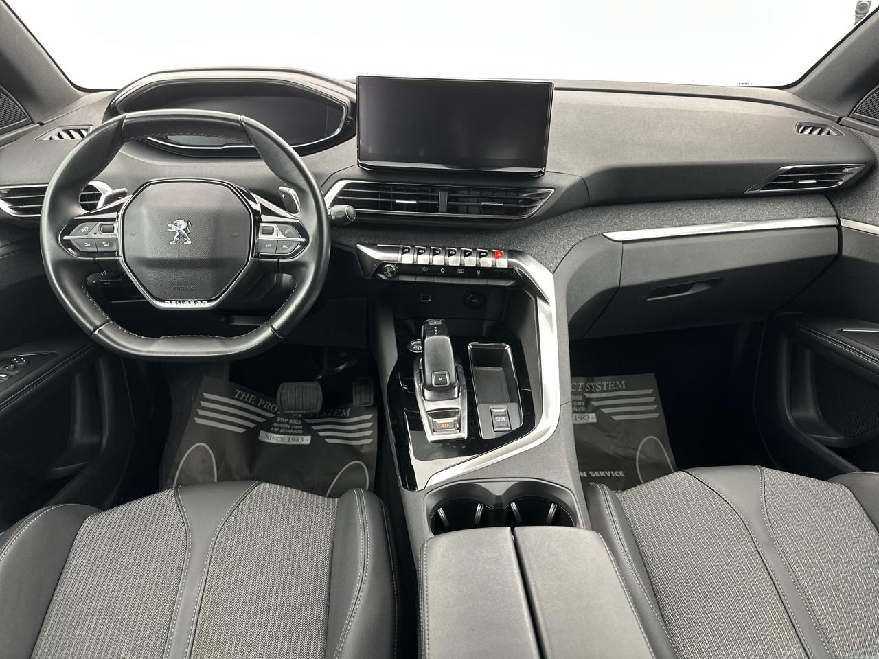 Peugeot 3008 puretech 130ch s&s eat8 allure pack — photo 11
