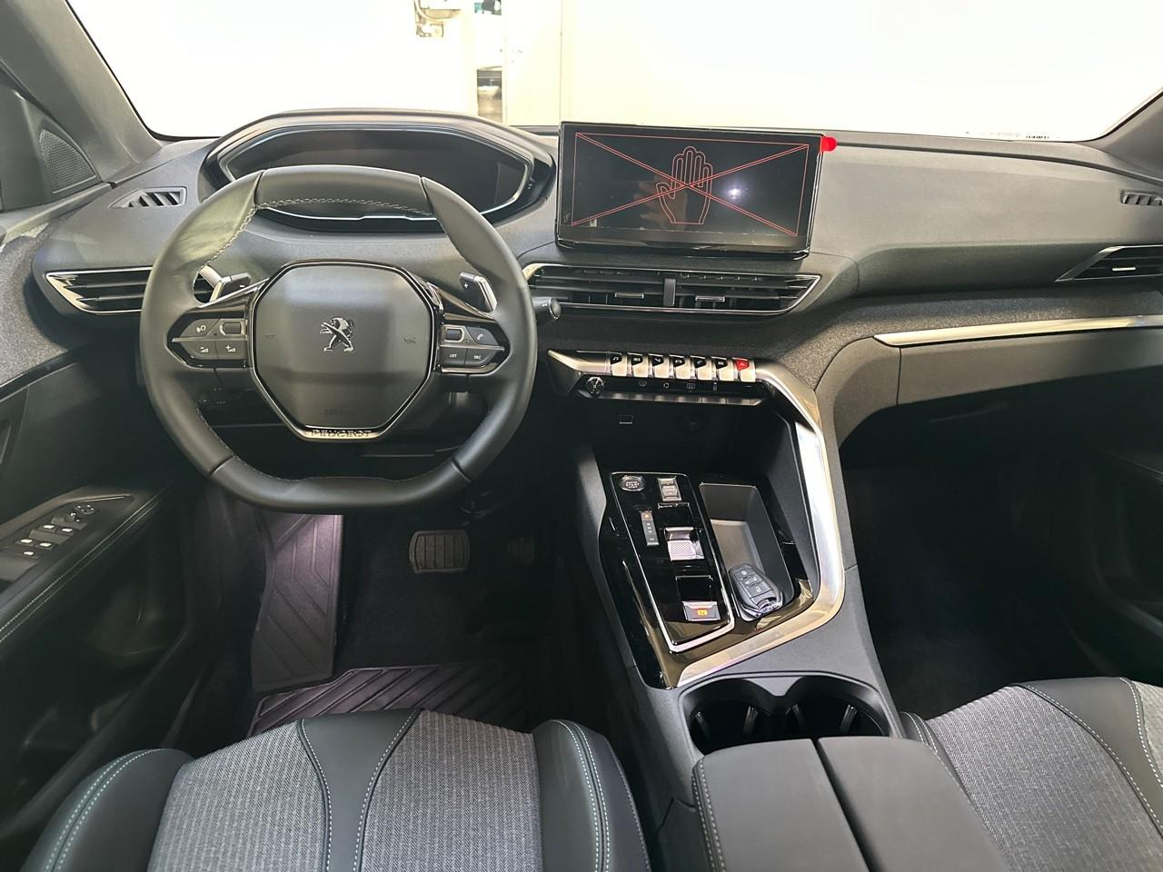 Peugeot 5008 hybrid 136ch allure pack e-dcs6 — photo 8