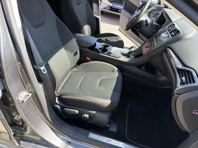 Ford Mondeo 2.0 tdci 180ch st-line i-awd powershift 5p euro6.2 — photo 11
