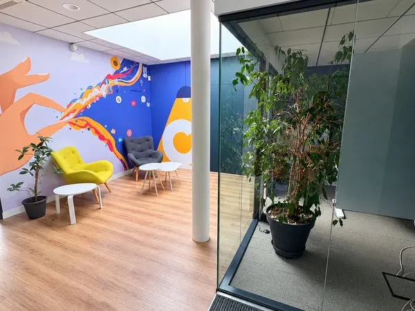 Rare à la location - Bâtiment indépendant à usage de bureaux de 317 m² aux prestations de qualité