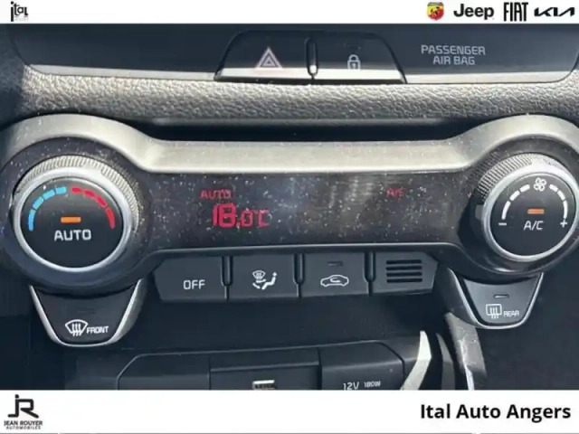 Kia Stonic 1.0 t-gdi 100ch active dct7 — photo 12