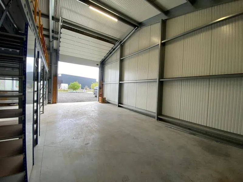 Photo 2
