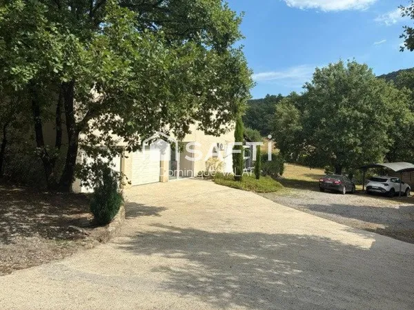 Vabres : vivre la douceur bucolique des Cévennes dans une grande maison familiale agréablement aména