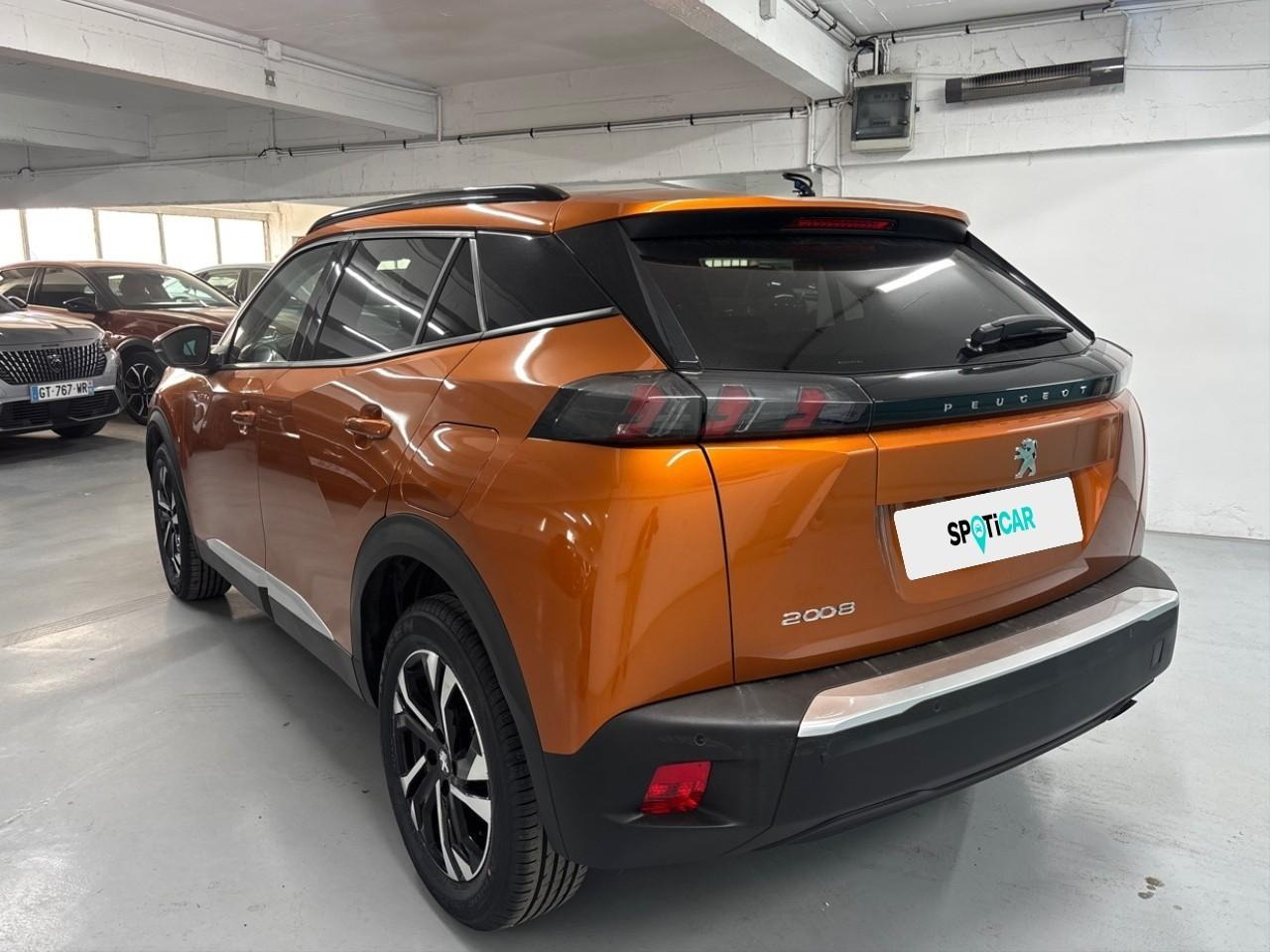 Peugeot 2008 puretech 100 s&s bvm6 allure — photo 7