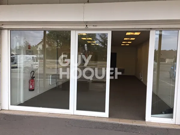 Local commercial Saussay 70 m2