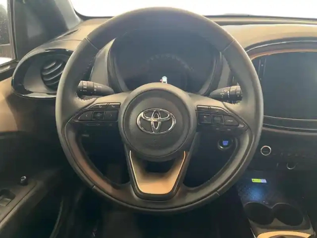 Toyota Aygo X 1.0 vvt-i 72ch collection my23 — photo 15
