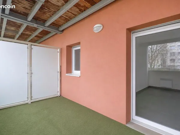 T1 meublé, balcon et parking à Vernaison (69390)