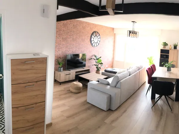 Loue chambre meublée en colocation dans appartement - 102m²