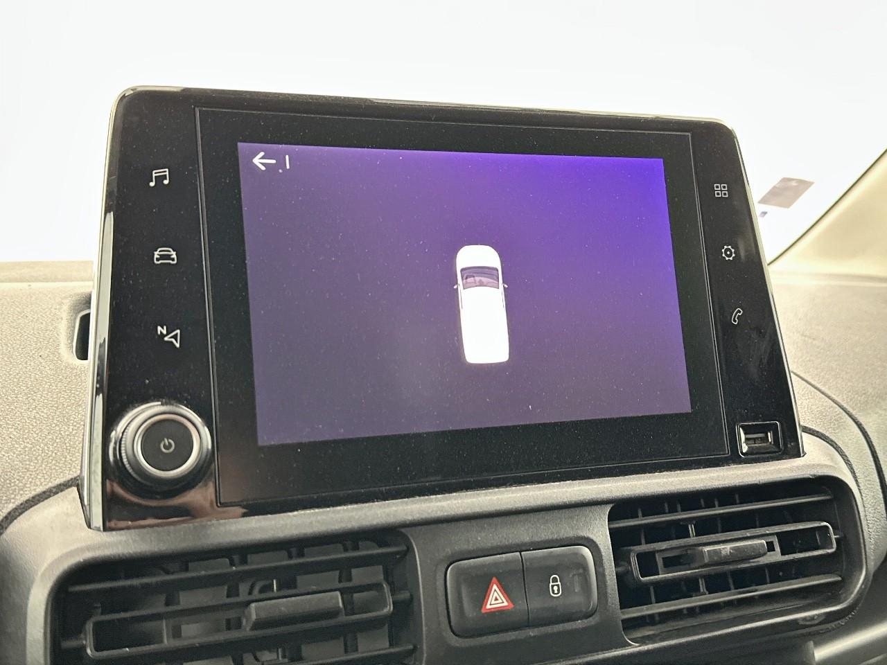 Citroën Berlingo van m 650 bluehdi 100 s&s bvm6 driver — photo 26