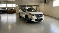 Peugeot 2008 1.5 BlueHDi 130ch S&S Allure EAT8 — photo 3