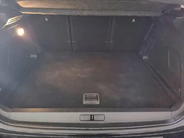Citroën C5 Aircross hybride rechargeable 225 e-eat8 — photo 6