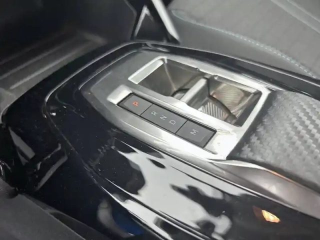 Peugeot 208 puretech 100 s&amp;s eat8 — photo 98
