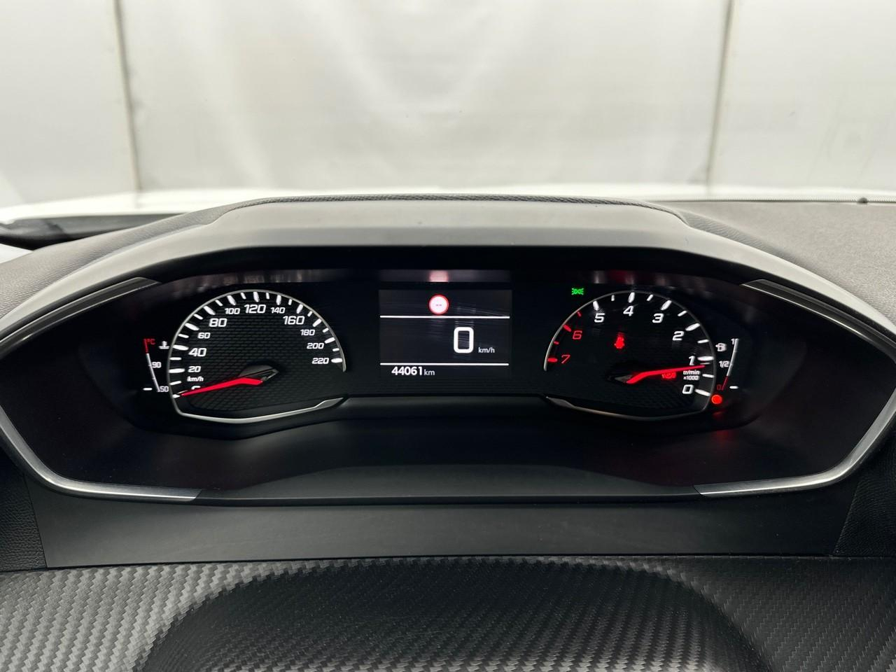 Peugeot 2008 puretech 100 s&s bvm6 style — photo 23