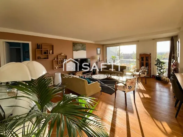 Très beau F4 - 90m2 - 3 chambres - Box - Cellier