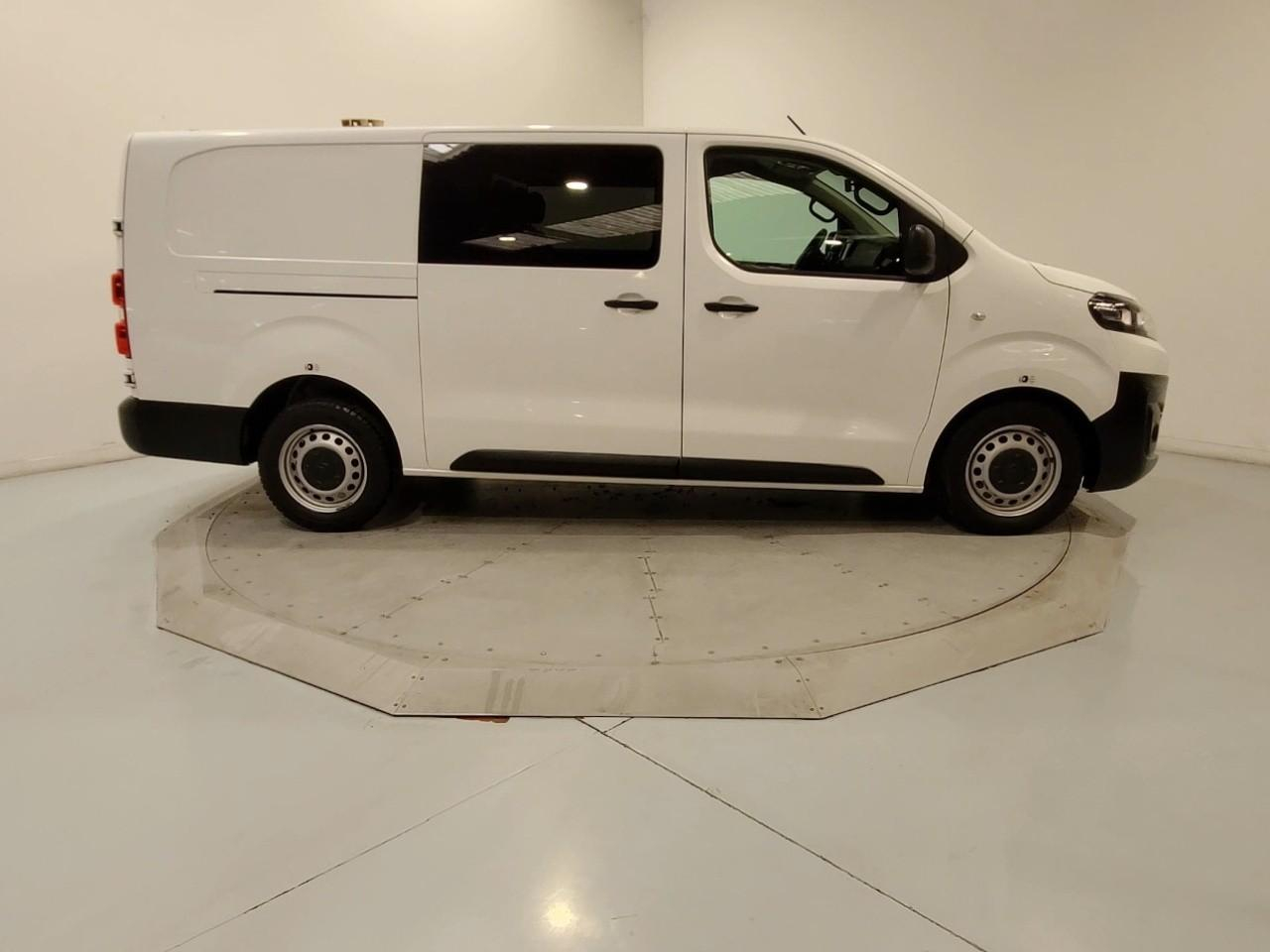 Citroën Jumpy cab approfondie xl bluehdi 120 bvm6 club 340 nm — photo 6