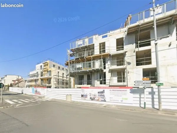 Boutique 83 m² NOISY LE GRAND