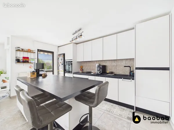 Appartement 4 pièces 83 m²