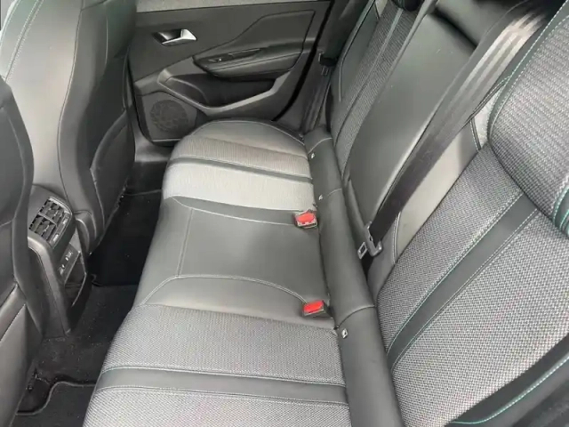 Peugeot 308 bluehdi 130ch s&amp;s eat8 — photo 12