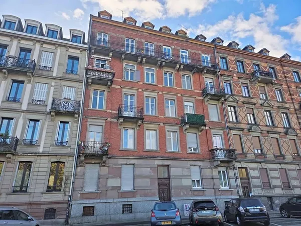Immeuble 979 m²