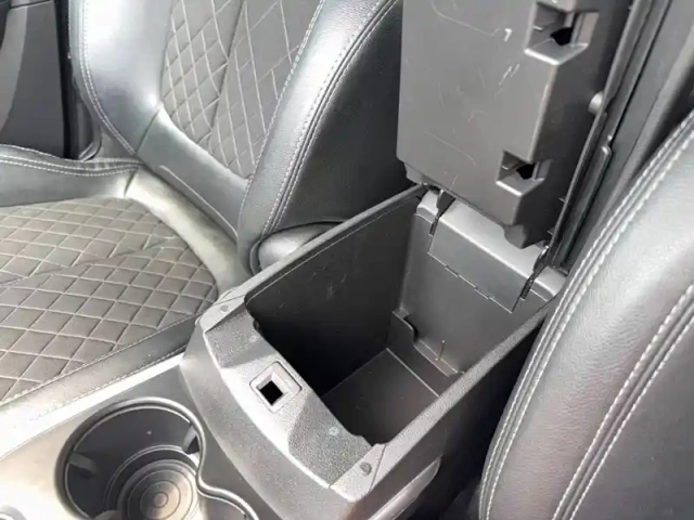 Renault Kadjar tce 140 fap edc — photo 24