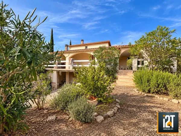 Villa 4 pièces 150 m²