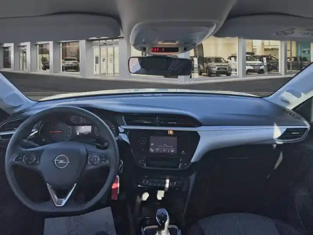 Opel Corsa 1.2 75 ch bvm5 — photo 9