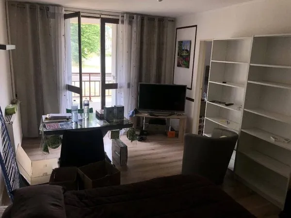 Studio 1 pièce 38 m²