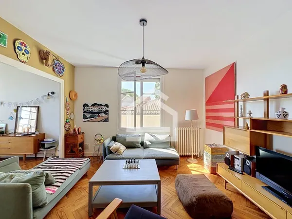 Caudéran Mondésir - Agréable maison familiale de 5 chambres avec jardin