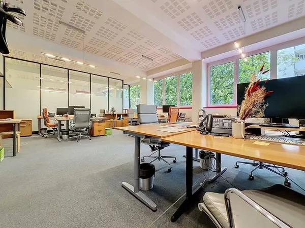 Bureaux 445 m²