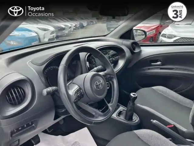 Toyota Aygo X 1.0 vvt-i 72ch dynamic — photo 9