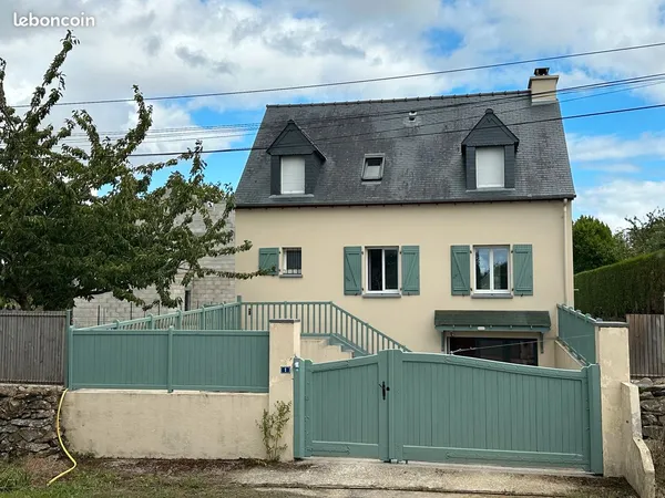 Maison familiale rénovée 126 m² - 4 chambres - proche Rance