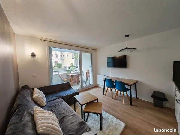 Appartement T2 avec terrasse et stationnement privatif