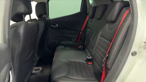 Renault Clio 1.6 Turbo 220 EDC6 - RS Trophy – 2016 – 90500 km – Essence – Boîte Automatique — photo 19